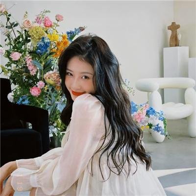 归来后，女神跪求原谅