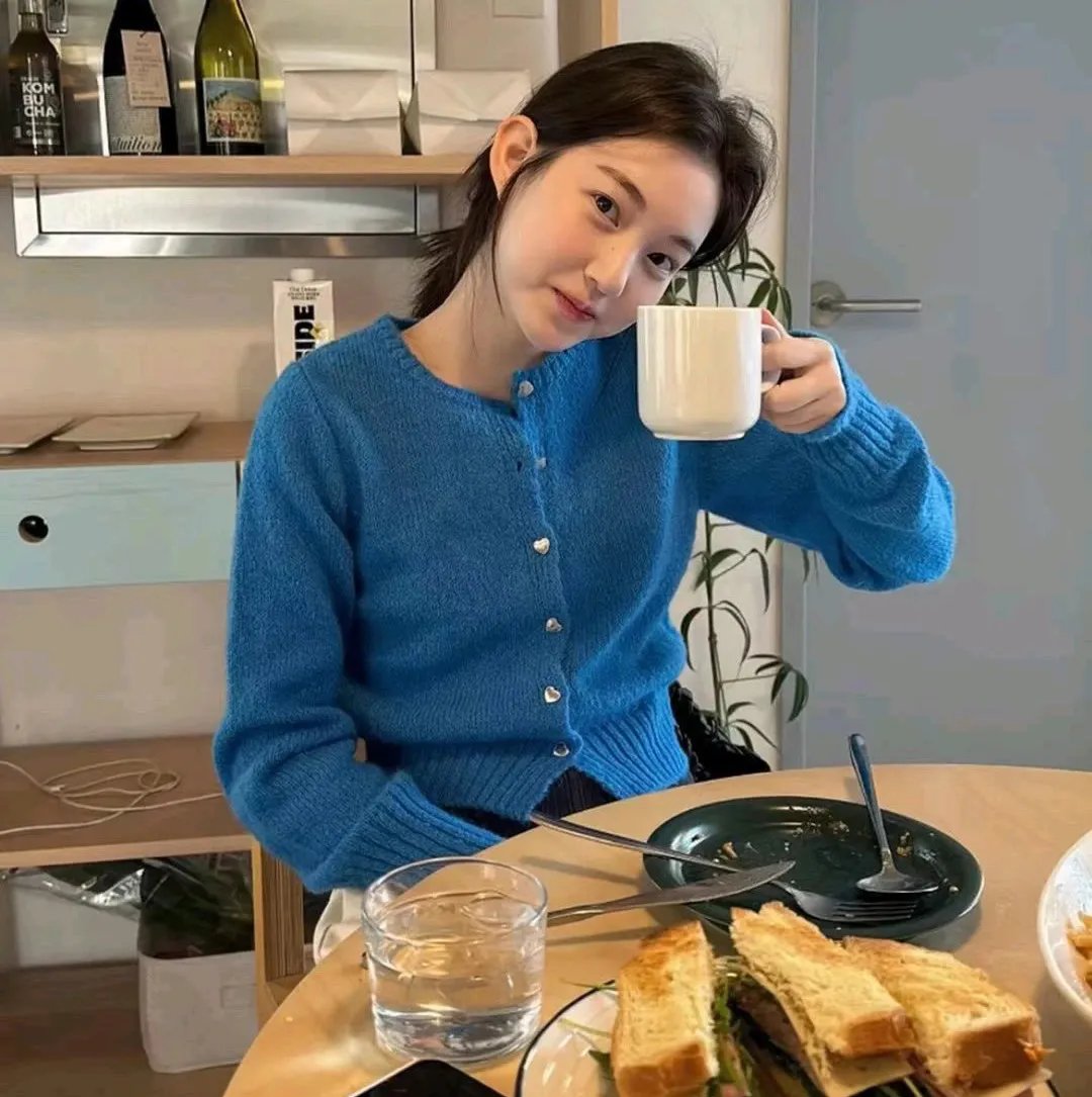 乖乖入局贺少拥我入怀